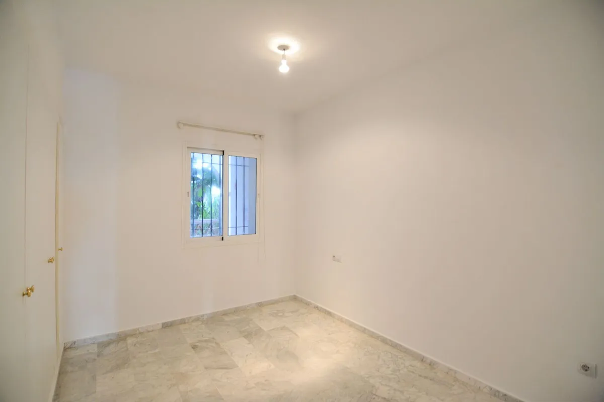 6c827de6-54a1-4e6f-bad4-ba26e348c721