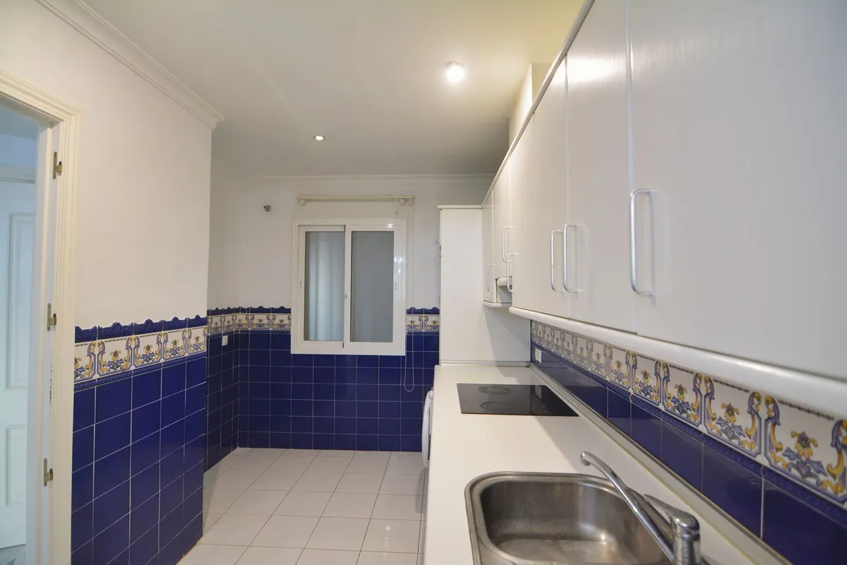 d7ca09bc-5f09-40fa-a024-11aa66f67bea