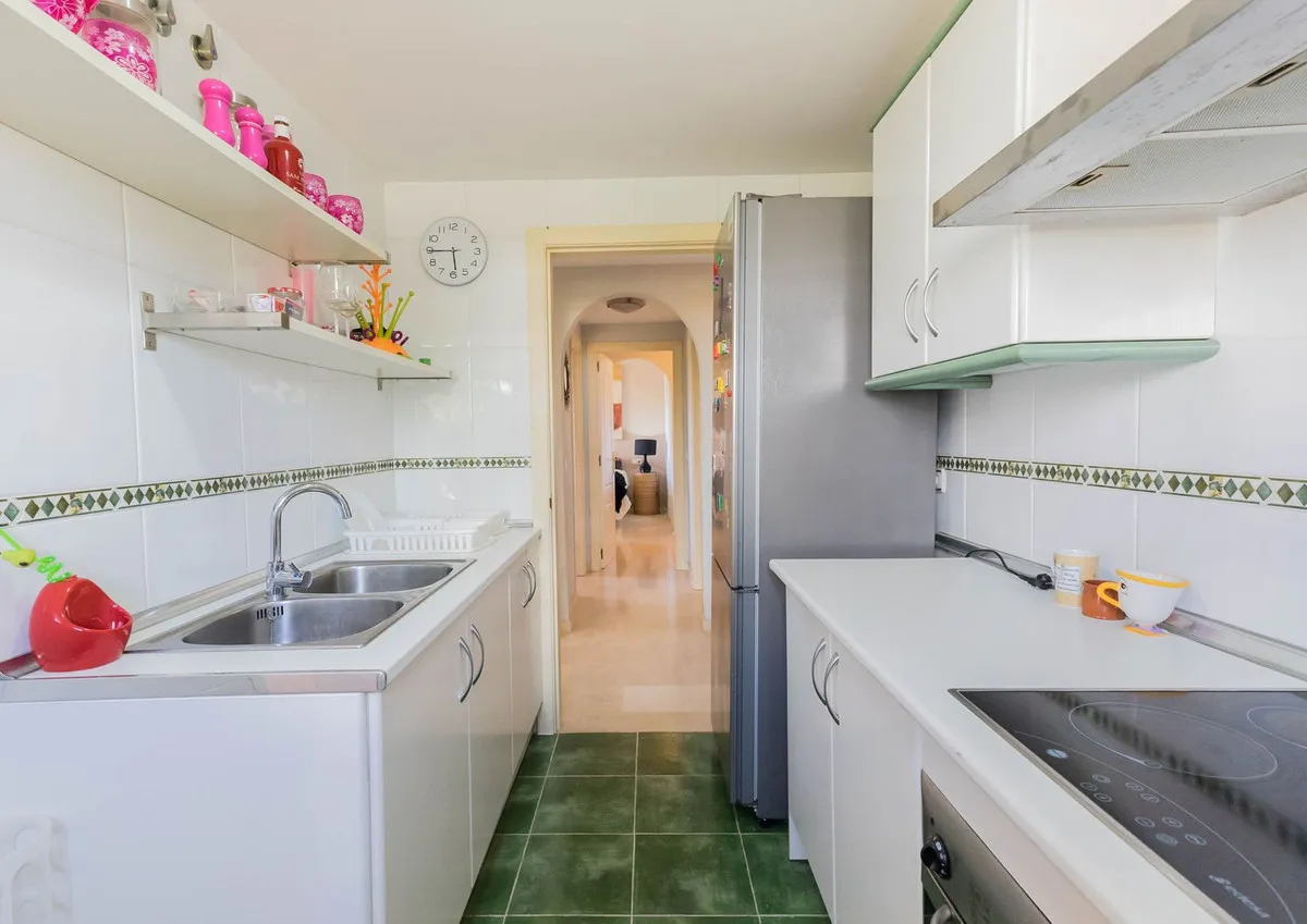 3fe07593-b9cf-4004-a6a6-506e5f31be96