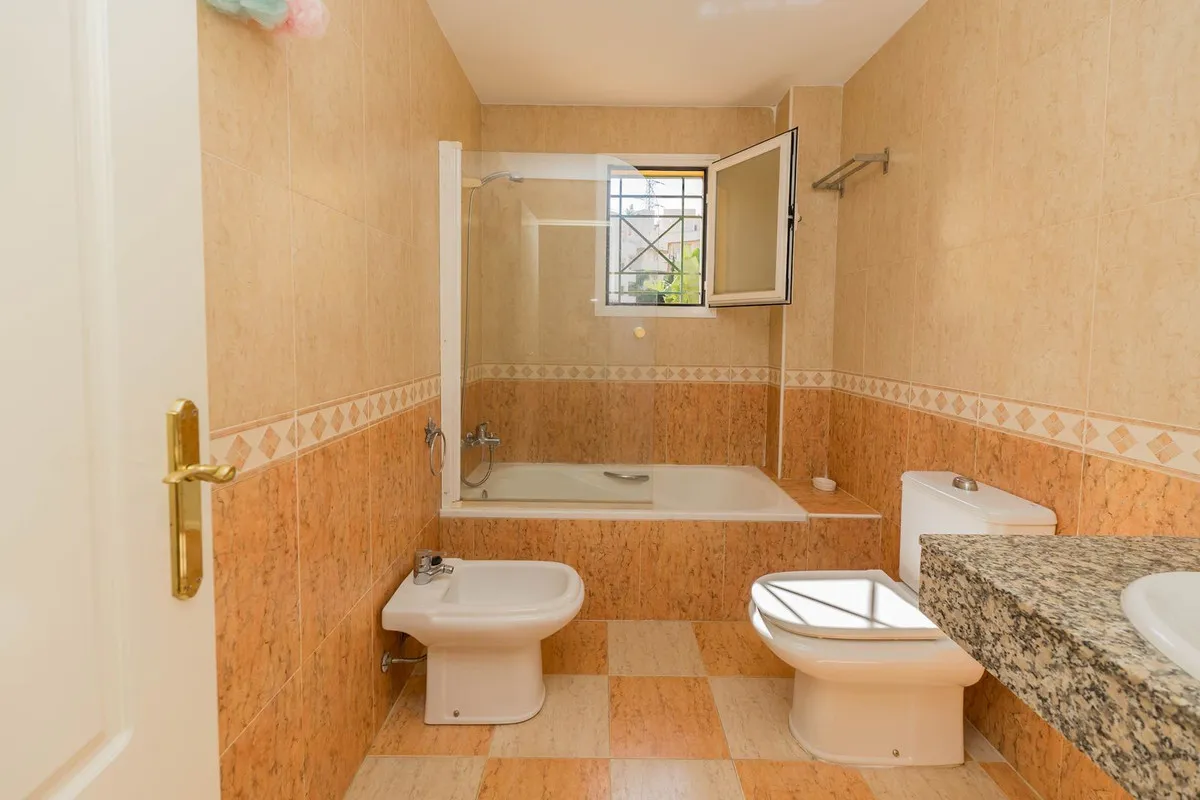 8e32ff12-7982-4030-b6b5-6d11f733f0e8