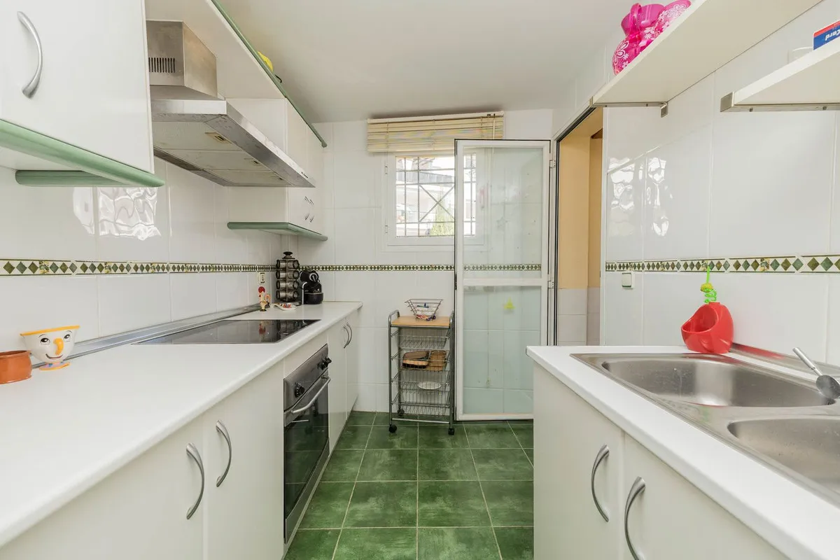 9f89dd4b-23c6-47b3-9689-5cf952c0f5e8