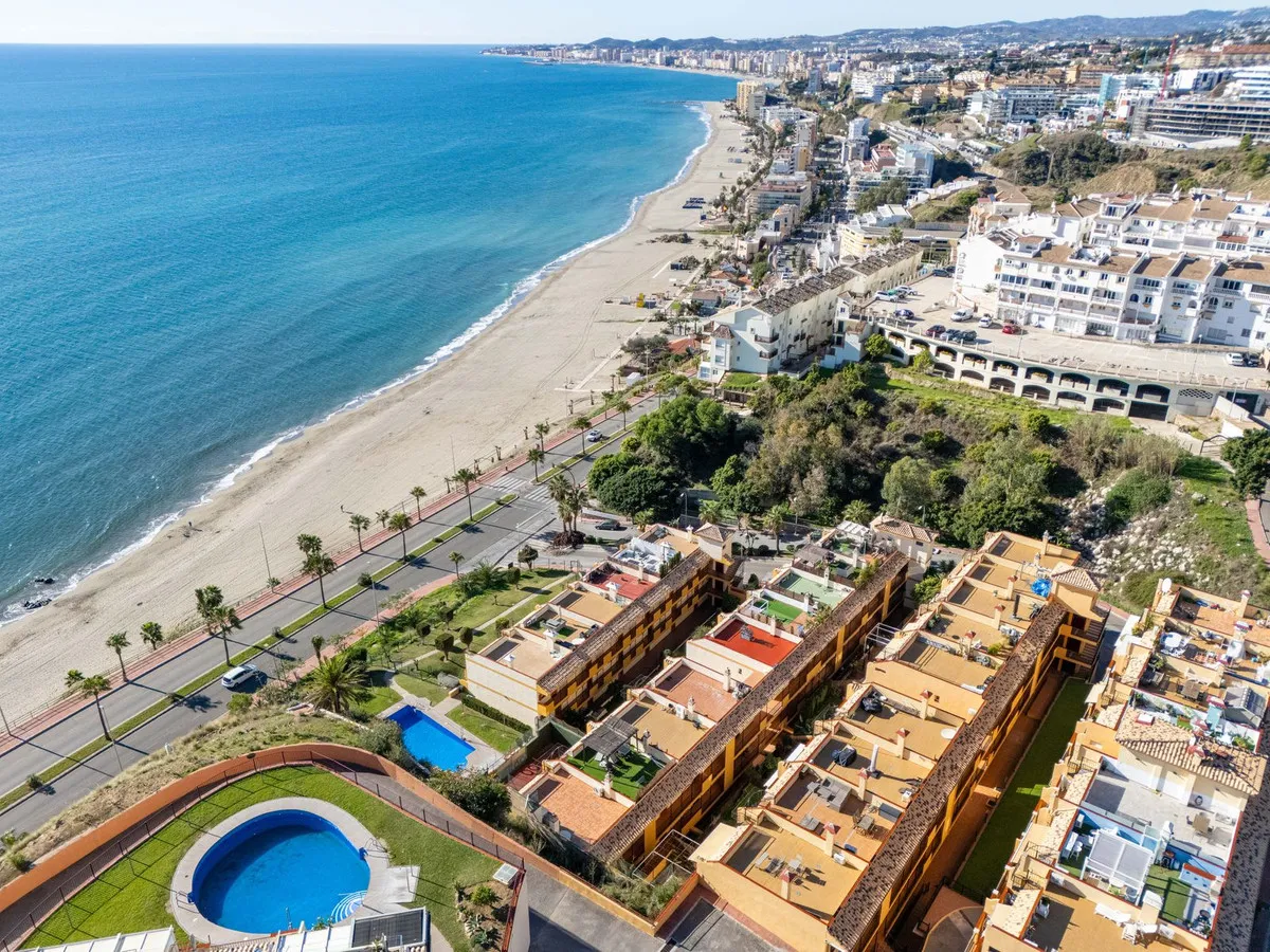 b4748004-14b4-4641-bb67-9eac856b6d0a