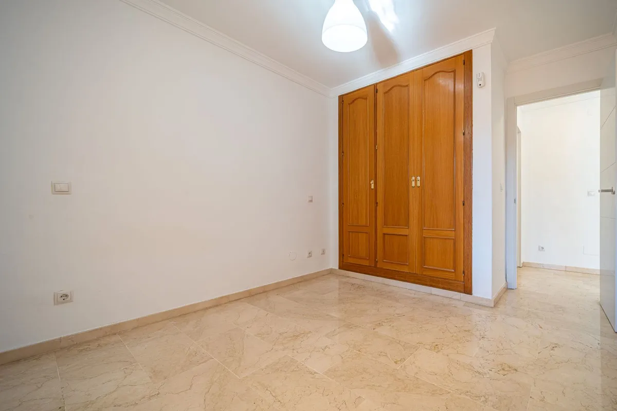 c660818c-c51d-4aee-8206-b7a9677b7a27