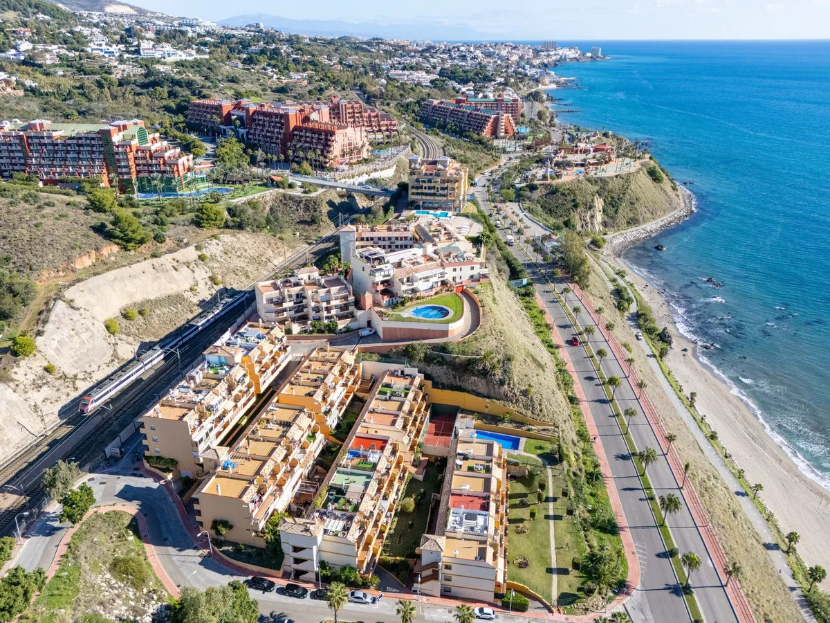 c8c41d41-304a-4056-9ddb-2710897ea4c4