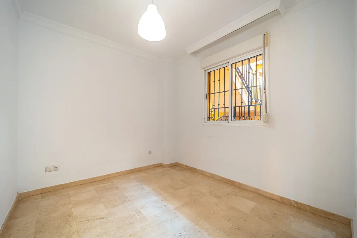 caa41a5f-0024-4ad0-9d9b-21a698943e07