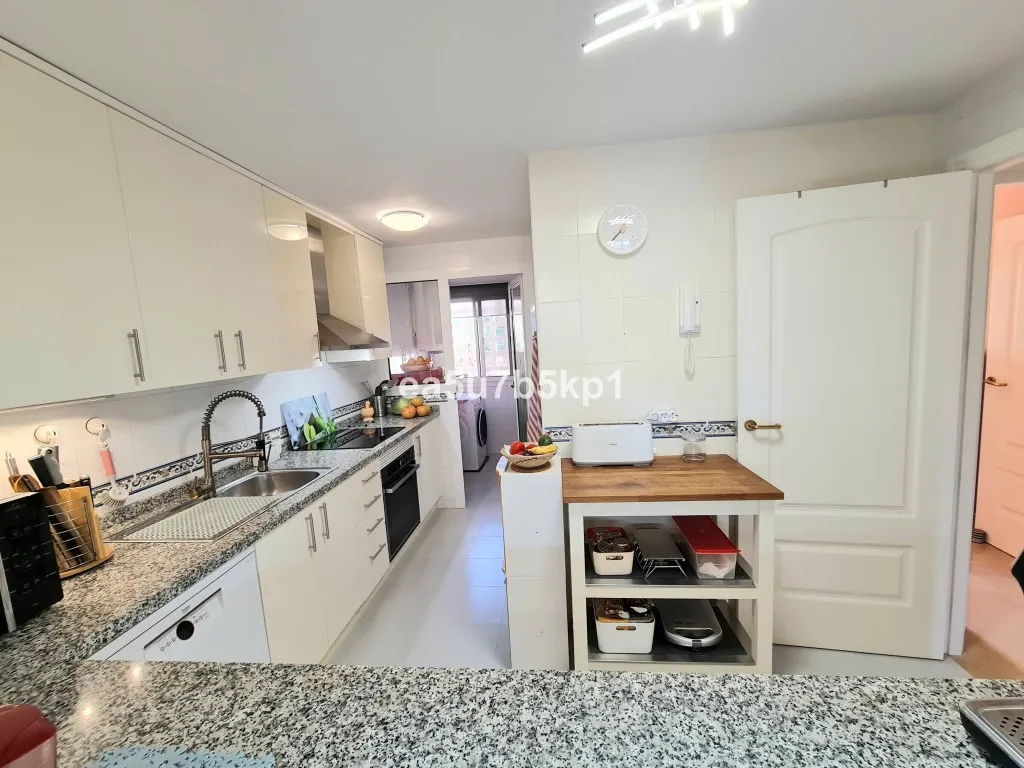 022ef9a2-4af8-4b38-bcbc-334b446e58f7