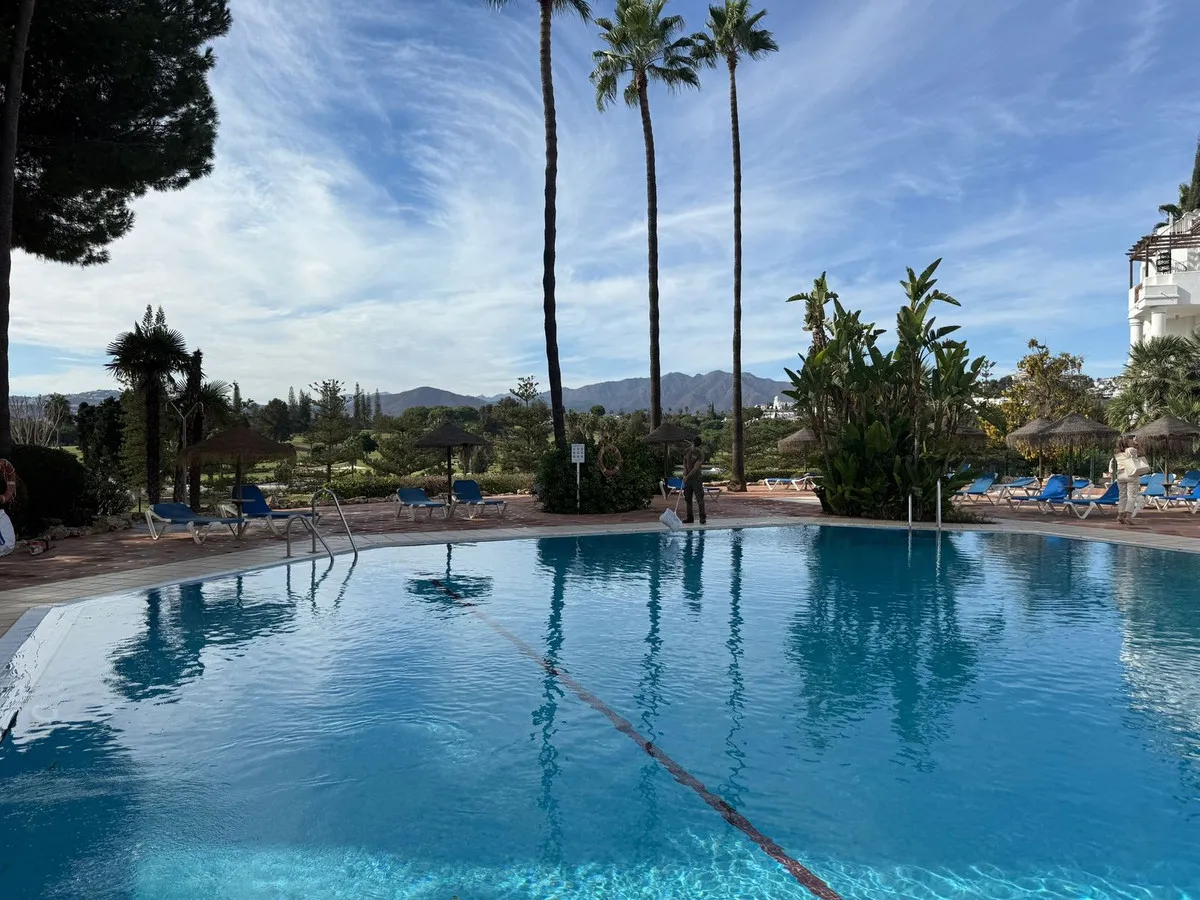 58ac5c57-5b20-46cf-83ce-c6b117924ca8