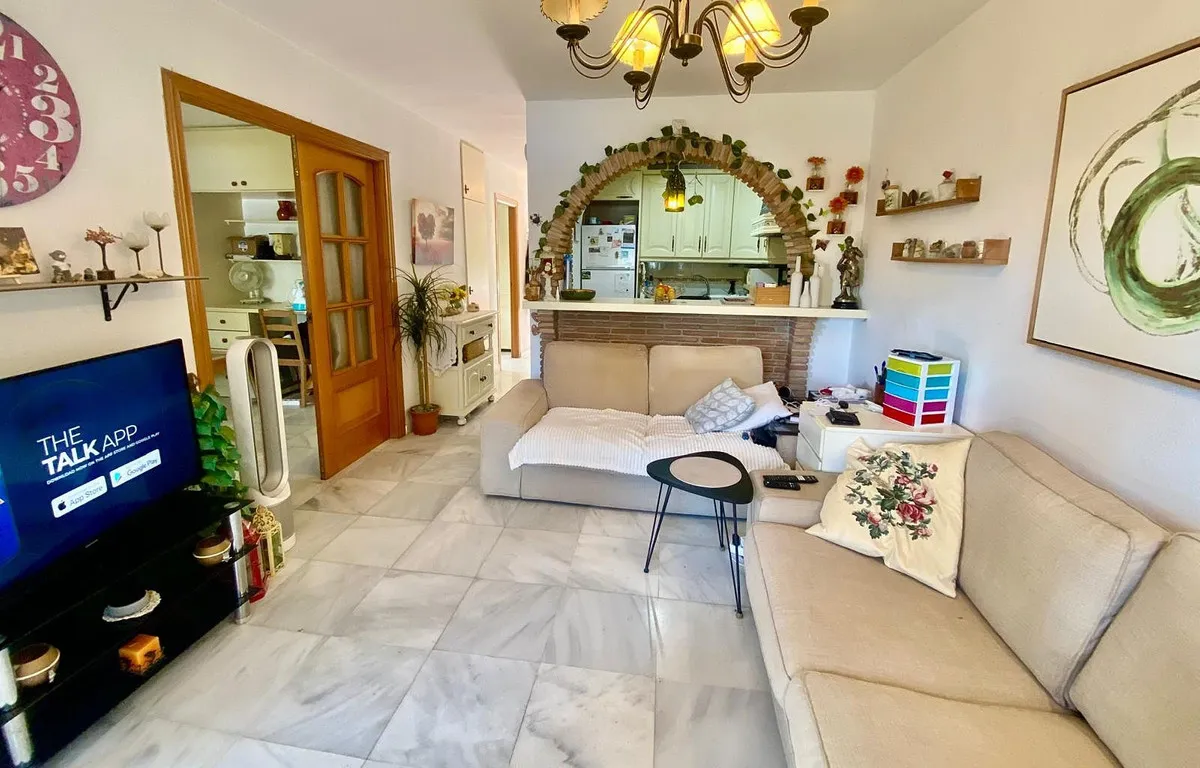 46c4eca5-22e8-4433-8765-bca7b48ddf65