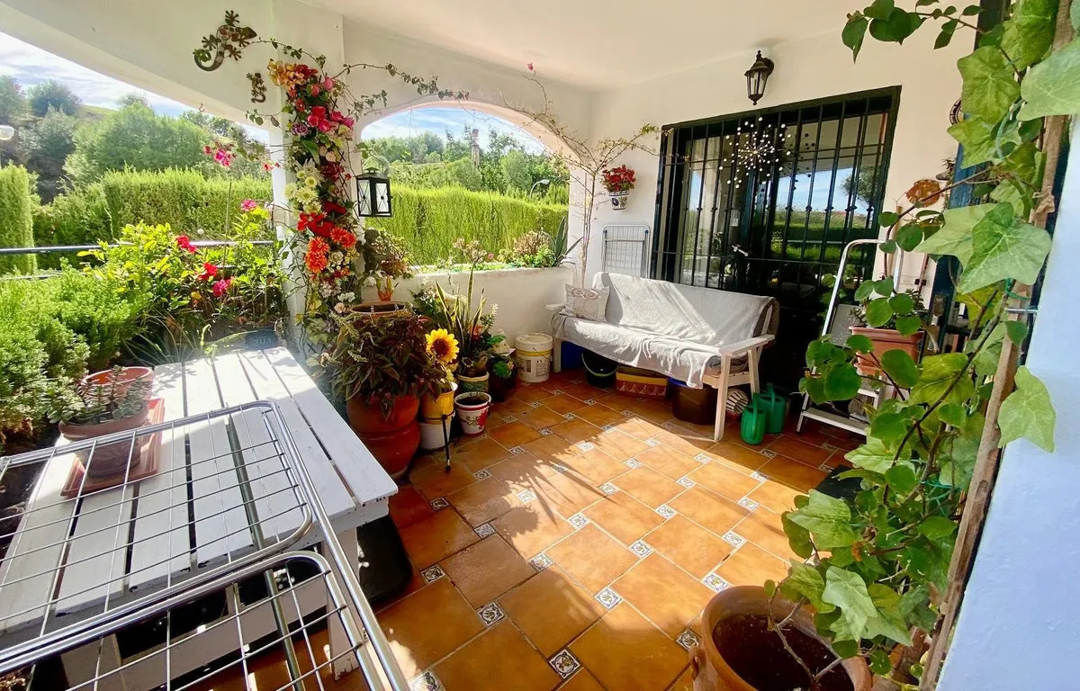 d940ee2c-318e-4c8d-8e5d-387effb17511