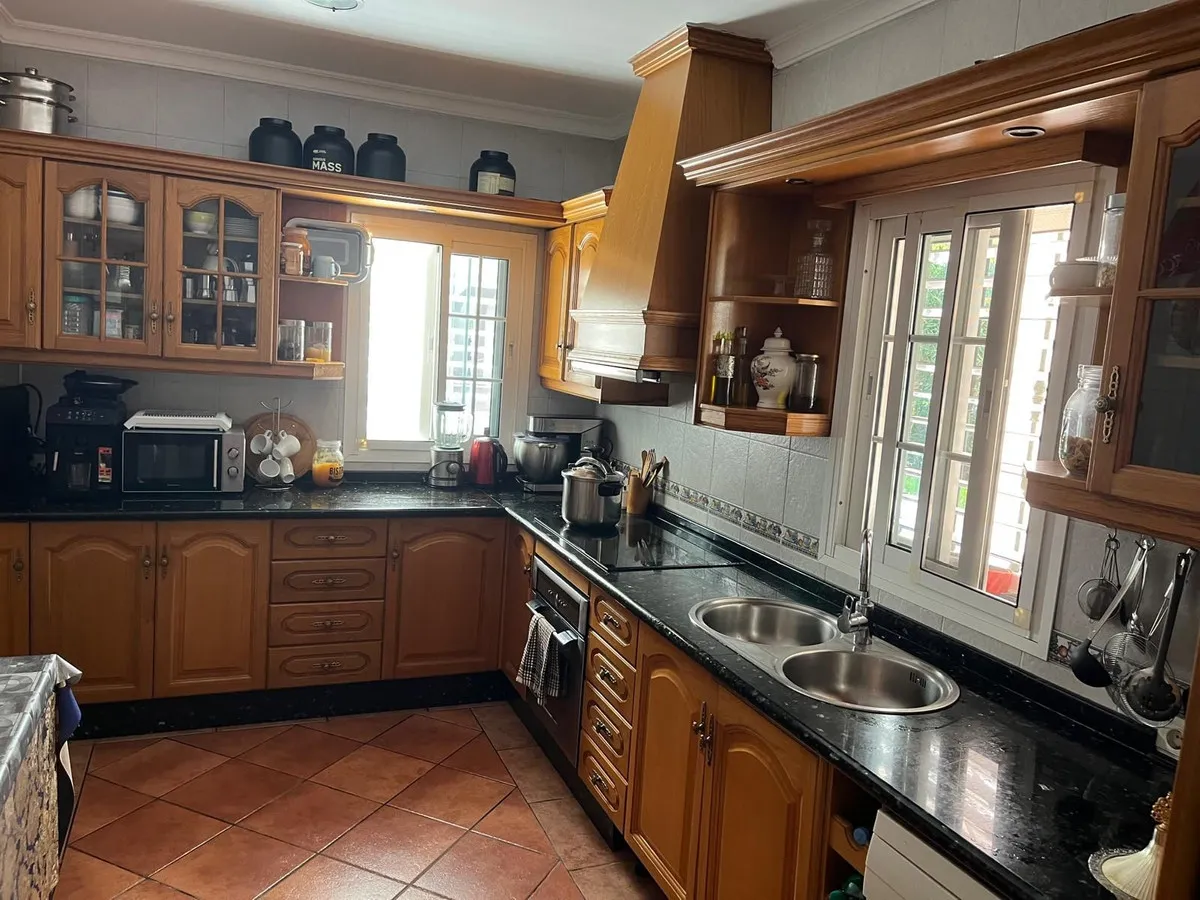 aa96b0f9-2f92-41e5-9a36-d69c5aaf963a