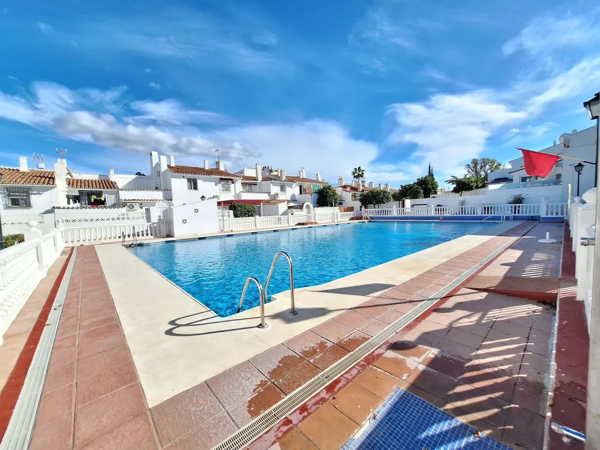 6866f55f-1c6d-4ba2-8afe-4a4051df2313