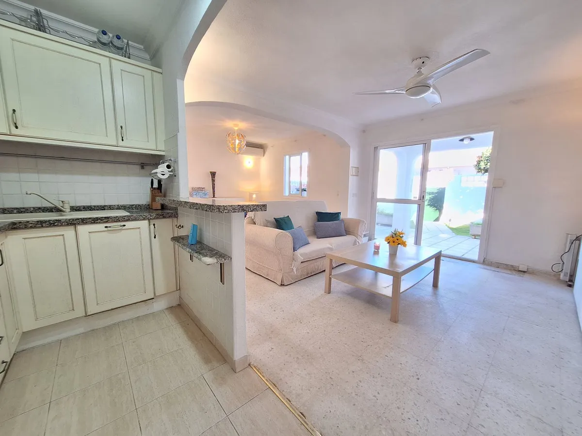 6fb4dca0-89b1-4ec2-9ac7-aff1842e20c0