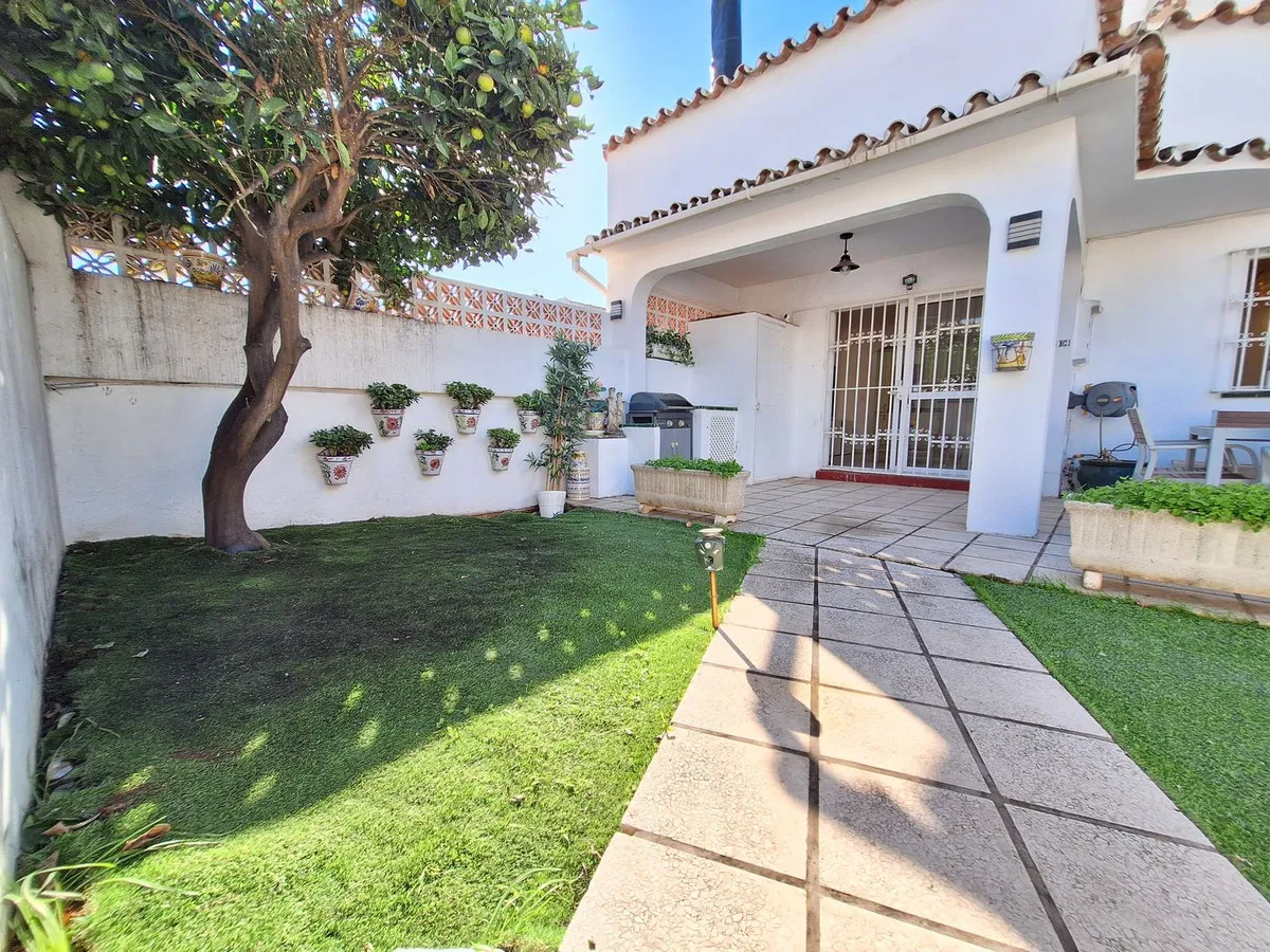 ec61f0ad-45b3-44fe-8626-df8f67a48dd9