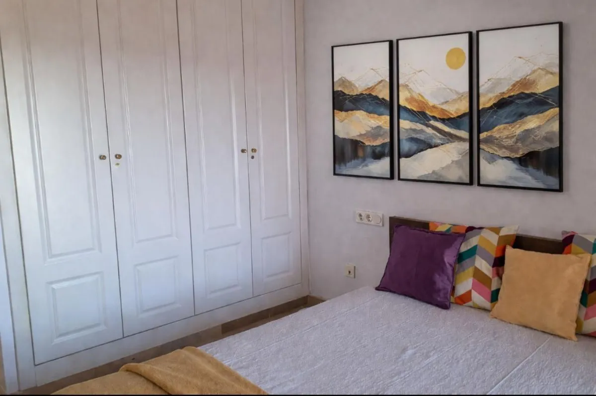 7eedab02-7785-4e95-a07d-40b23ad67b51