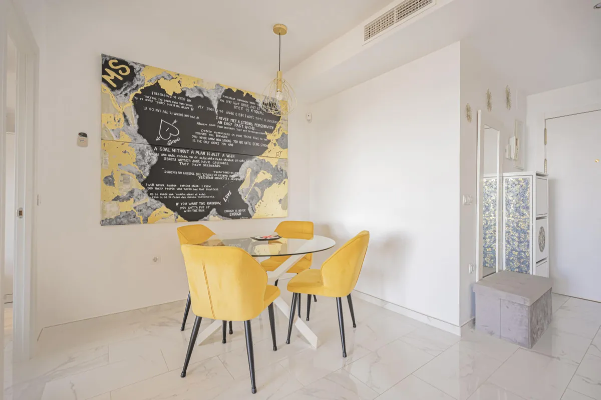 015a6c3e-2e01-40d2-9af2-4935fe97f015