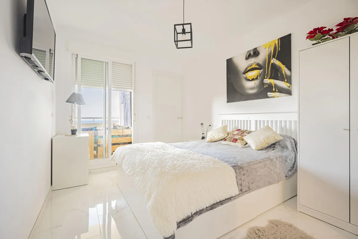 a8c9db69-923d-4d3c-9750-7187cf0049e5