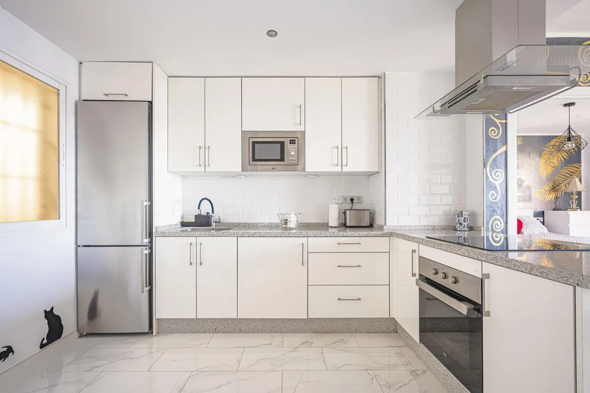 b1aec817-a467-4822-89bf-817192d51e8e