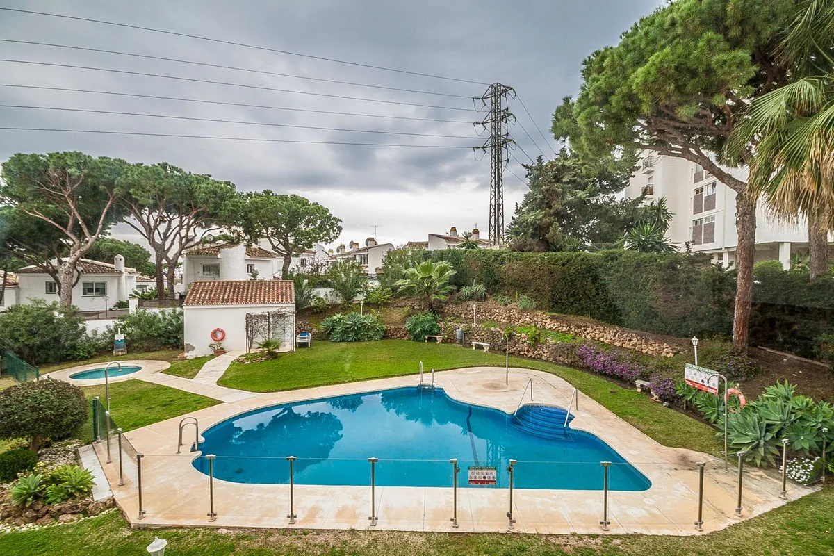 f5d9ecdc-0e99-402a-9fbb-263614af5752