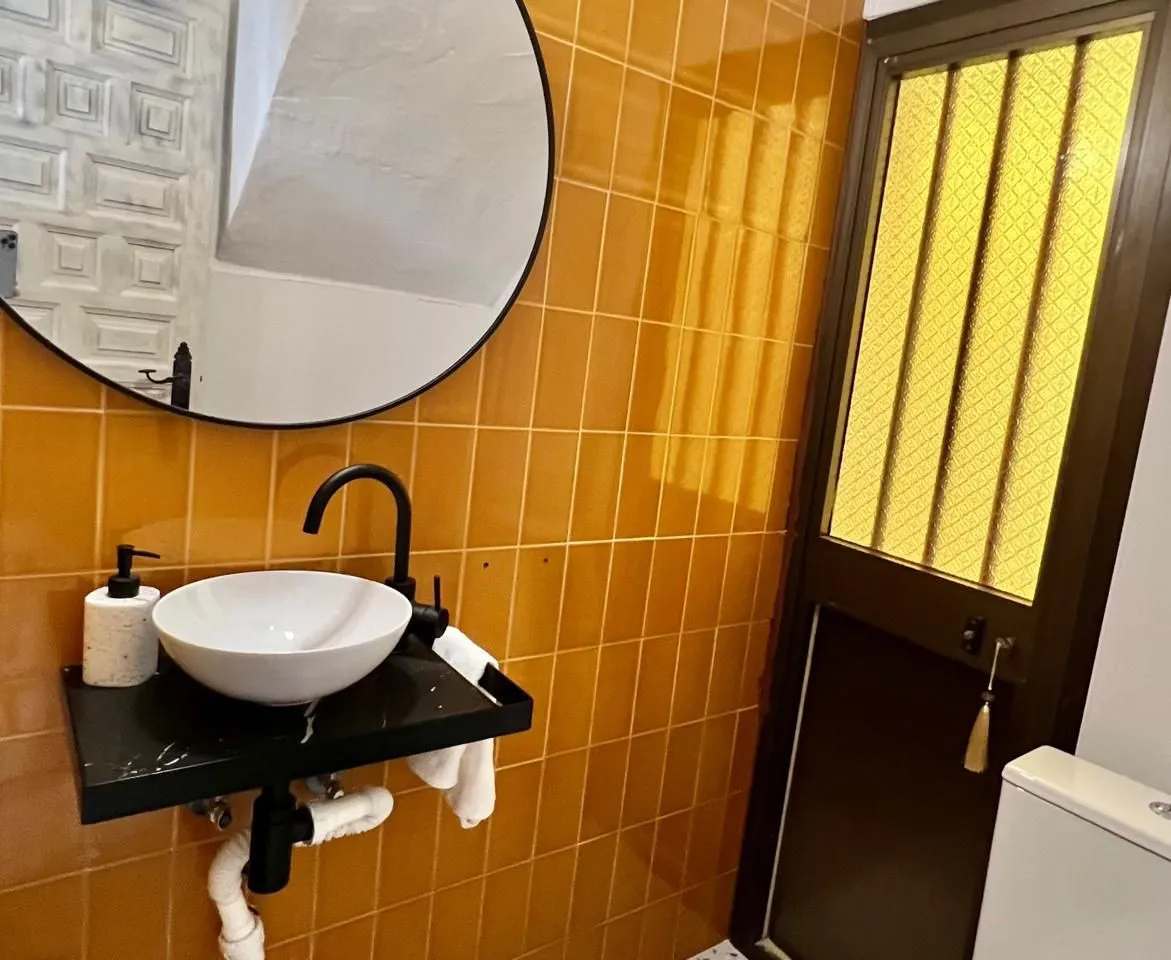 5c52400c-0f1e-4cca-9eb7-6d37aaace1cd