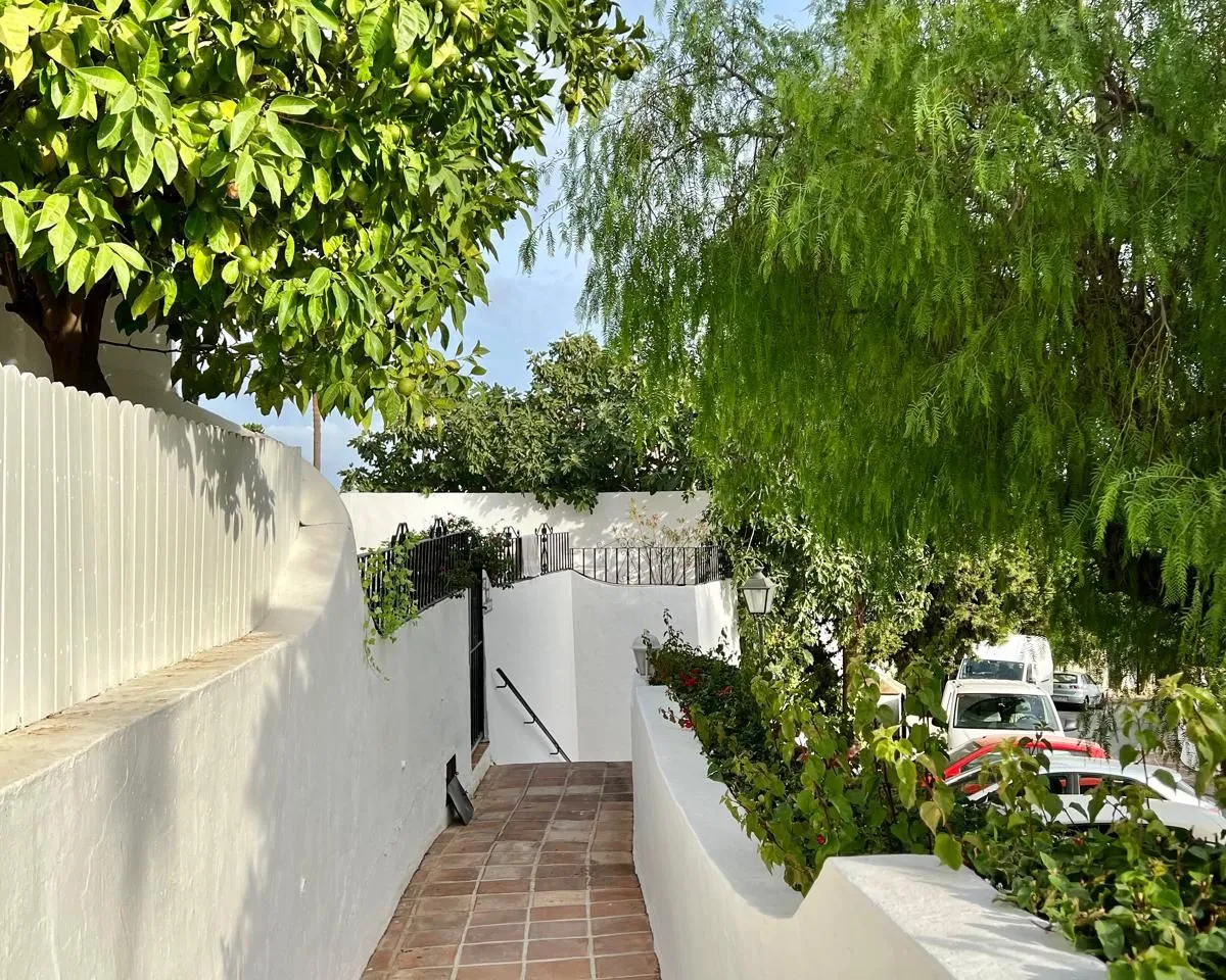 fd89fb80-608f-4b16-8daa-1a099061fe2f