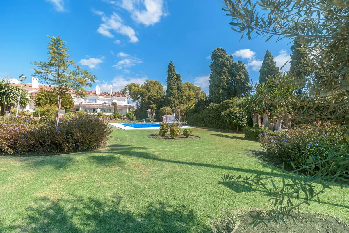 51c5e5ed-781f-4921-86db-9a3be61619d8