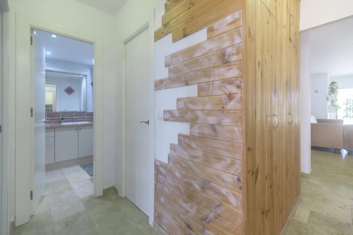 b8f694b0-8fae-44bc-ada4-ee2b3c1b669d