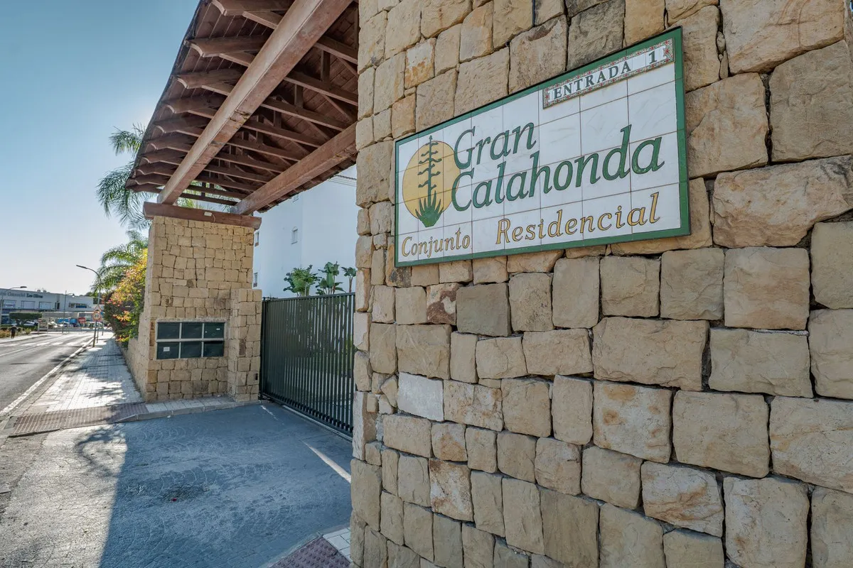 a4996d82-add7-4988-9b0f-a5506759fe2a