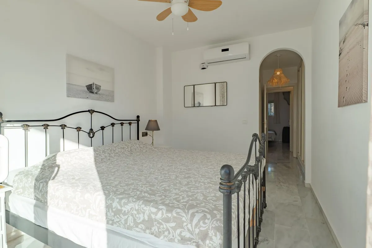 b1f23cdc-39cf-473d-9164-9e37b738e785