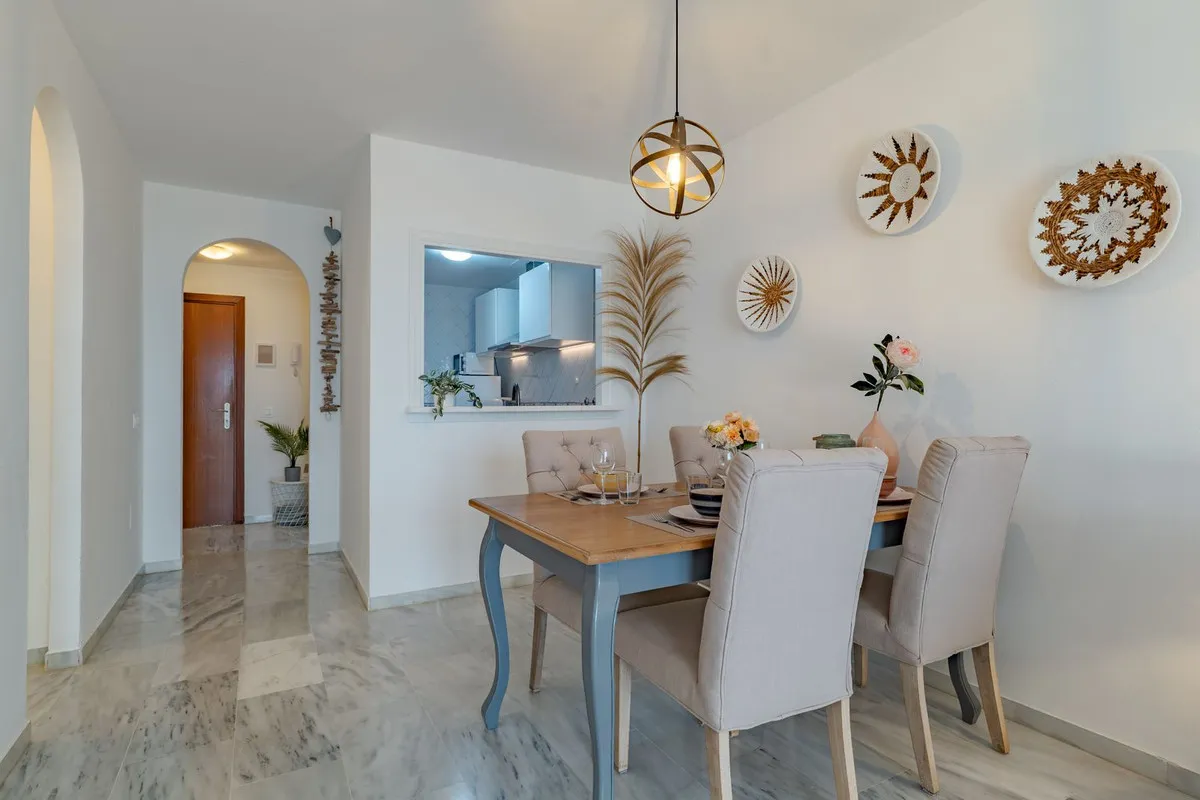 d4e810d6-1f51-4ebe-bd6f-8dab63d3131e