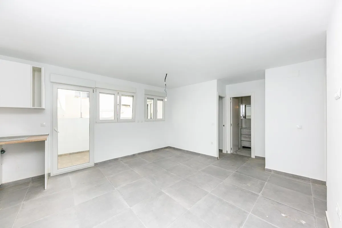 f3d1f06e-8a3b-4302-ba80-ced52a0f40f8