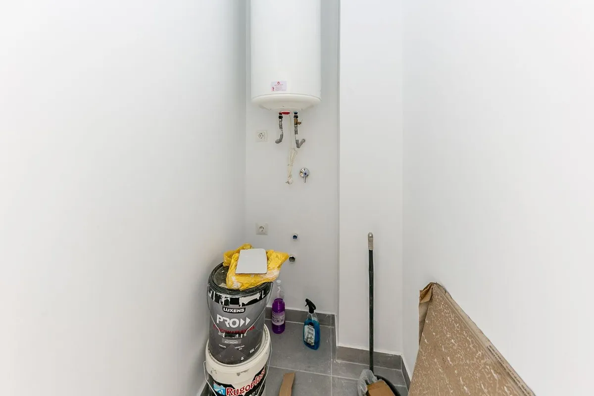 f49aa189-5ee6-4179-a23f-2e574415bf32