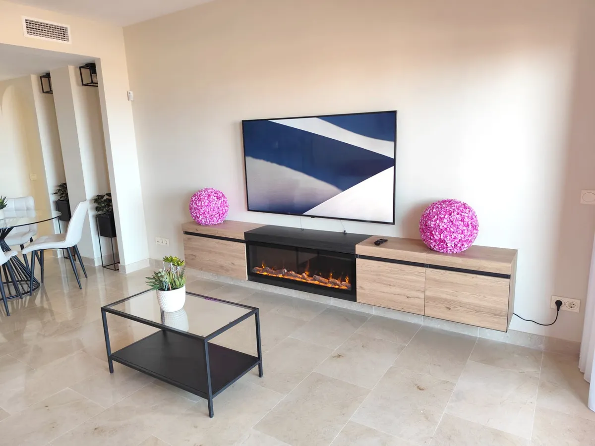 e5a878c6-30df-44fa-beb1-ecc2218cd5ae