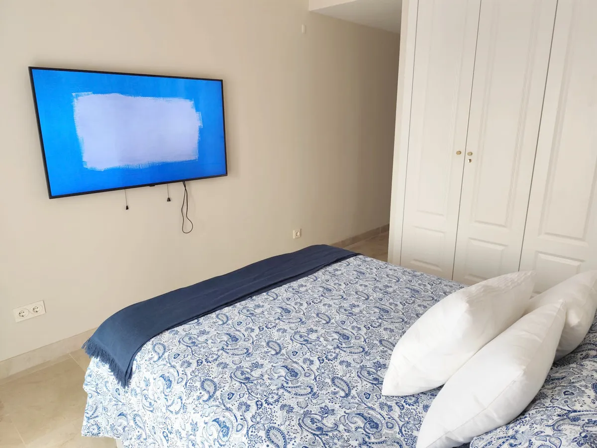 f30df655-a7cd-4a46-ad9e-3c2a952b37a5