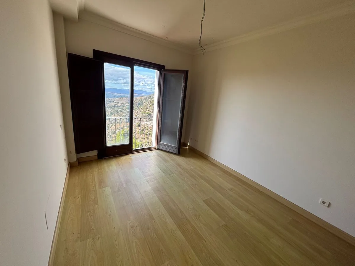 41f6830d-a6a3-4451-952f-5f8272ce5436