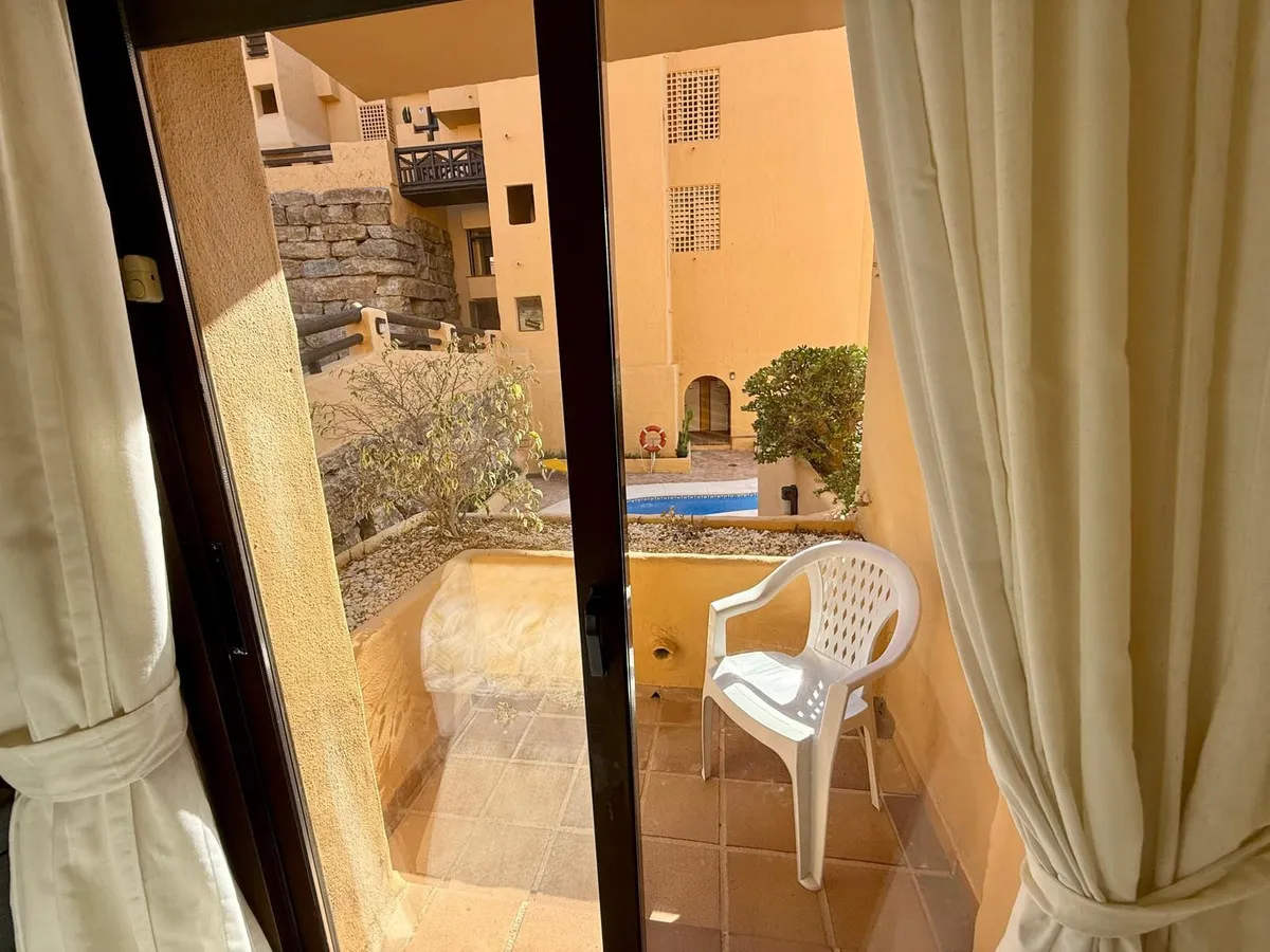 a64533d0-e4bf-485f-92a0-d9f7fb989f8e