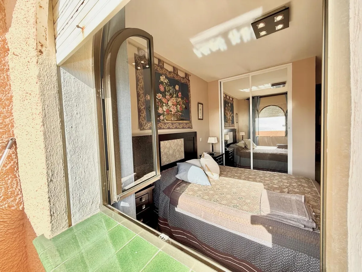 d17eaf0e-ac77-45e6-a199-ae9d8afb195d