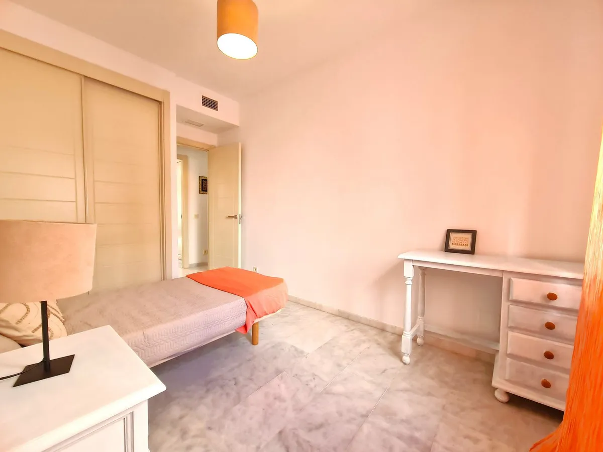 ee88c65e-a137-4d36-8518-329f7df687d5