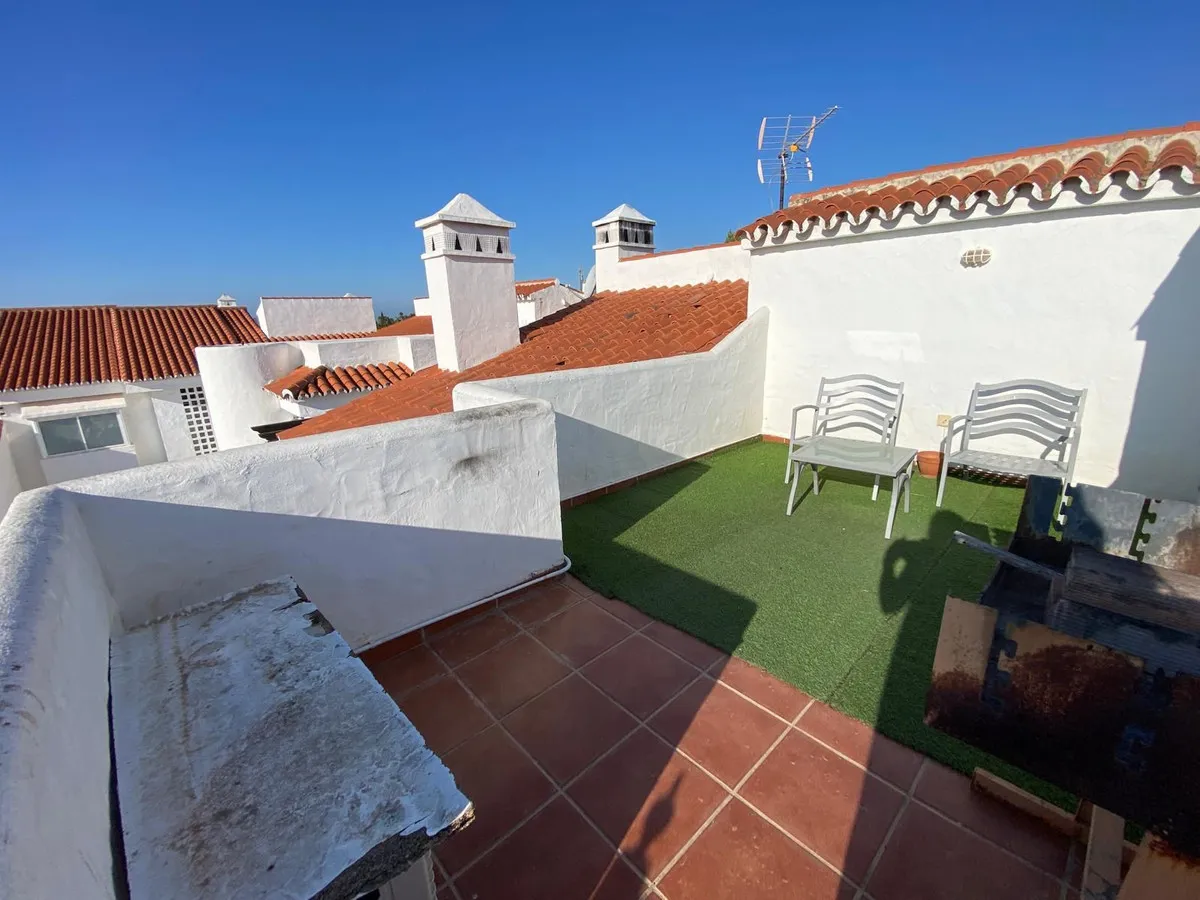 0acb0a9d-118c-42b2-8853-75826fa78255