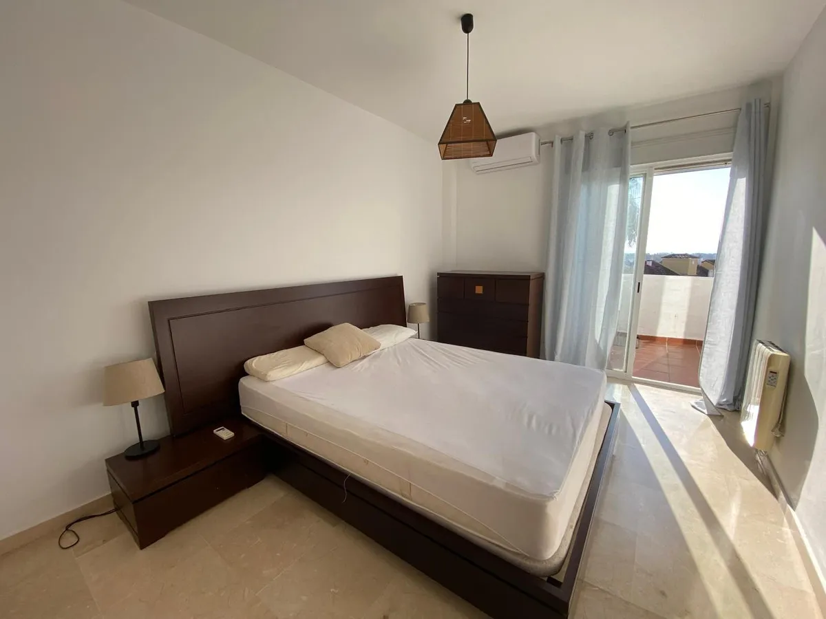 7a8b552d-5c7c-4e00-bdb7-15a1a4374d1f