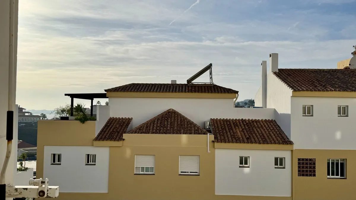 0c46172a-e2e7-40de-8349-4177b959ef77