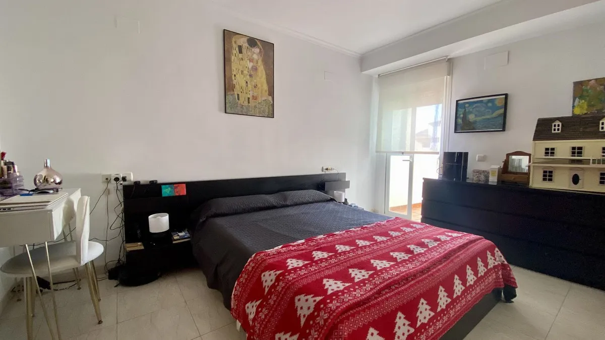 a332dd18-1715-42f0-81c3-404593c47ff2