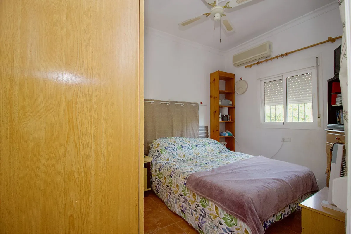 06c95f5f-e4ea-4c76-9fe8-02435bbe5669