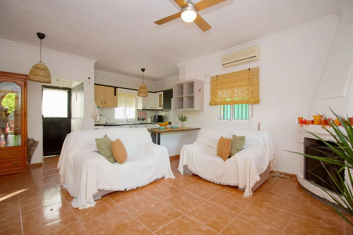 1eb9d175-286b-4db8-ac55-c72cb247fd21