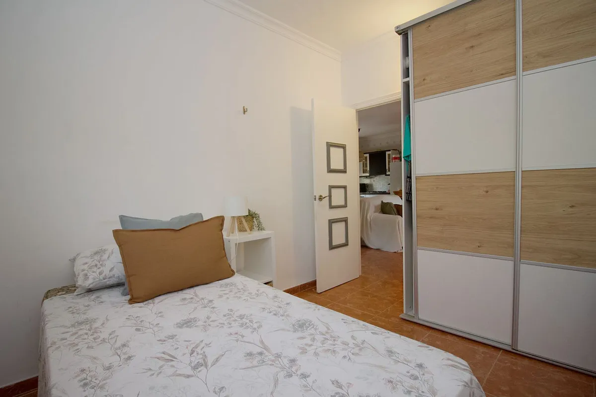 ad4d30b3-d0c3-4f82-beef-1aa181ab7f5d