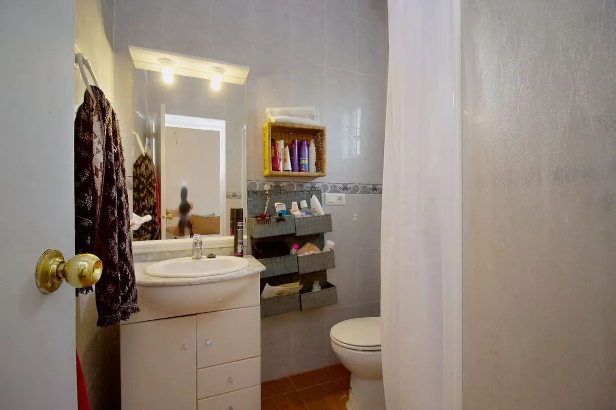 e7cf552b-e43b-4108-acf9-bf2b072bd151