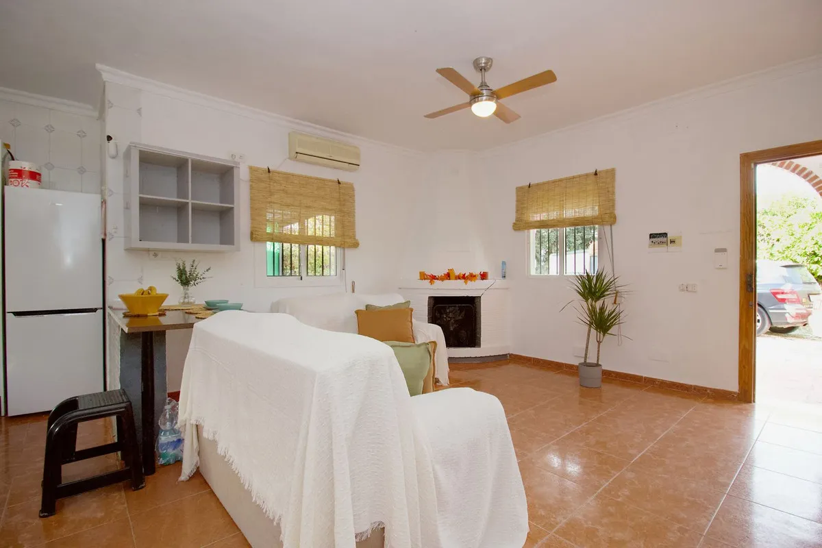 fea013a3-03f4-4593-9e80-019f2c6e8bd0