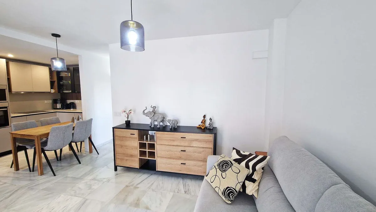 46e61064-1908-4e2a-b7c9-1b0a8a3e601a