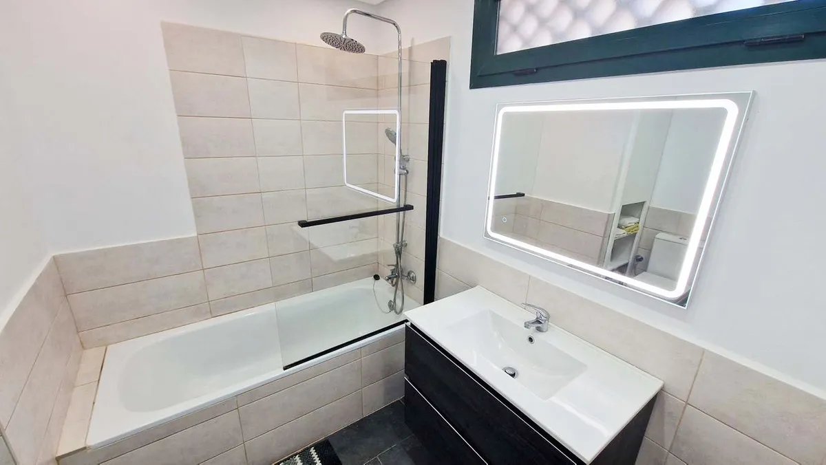 79e829fa-6f28-4ee8-aaf5-b9f3d36b8f12