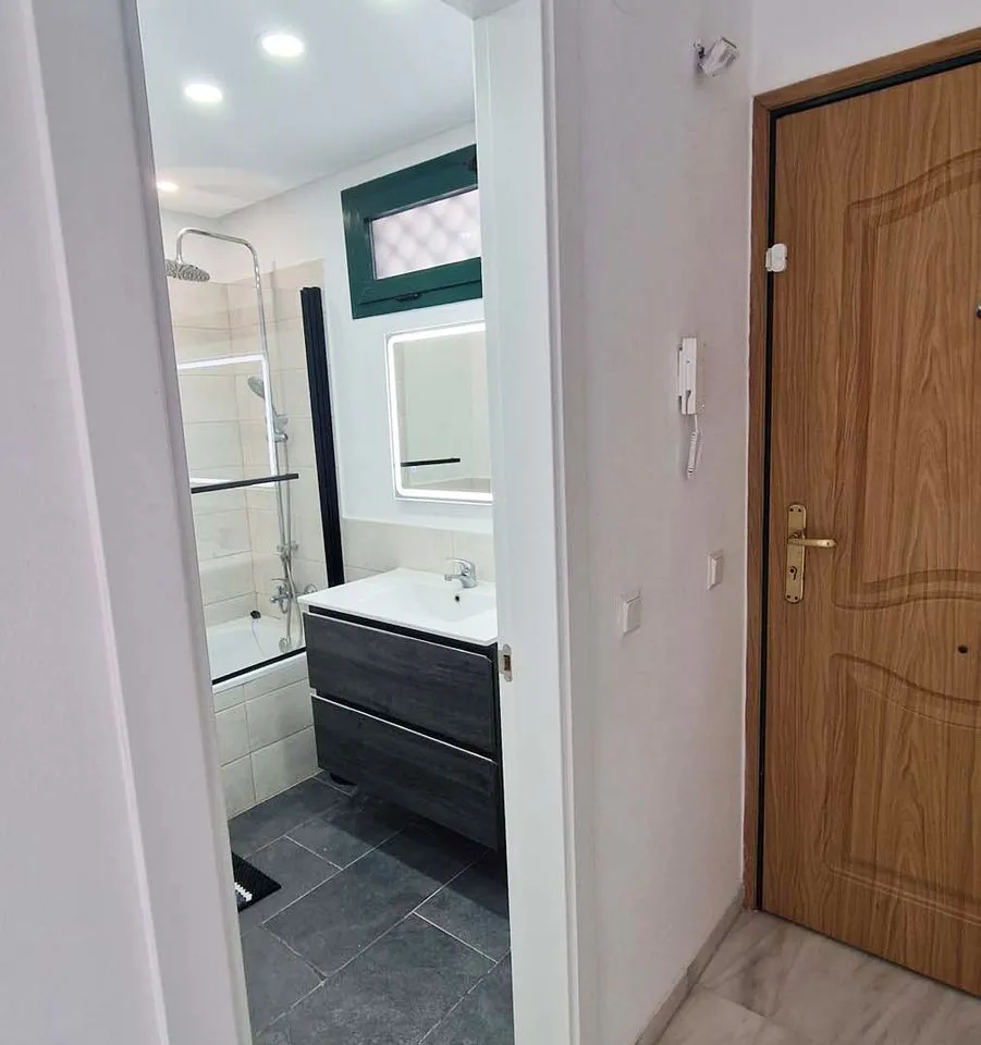 d2060adf-c055-417a-ad68-82ce9051af7a