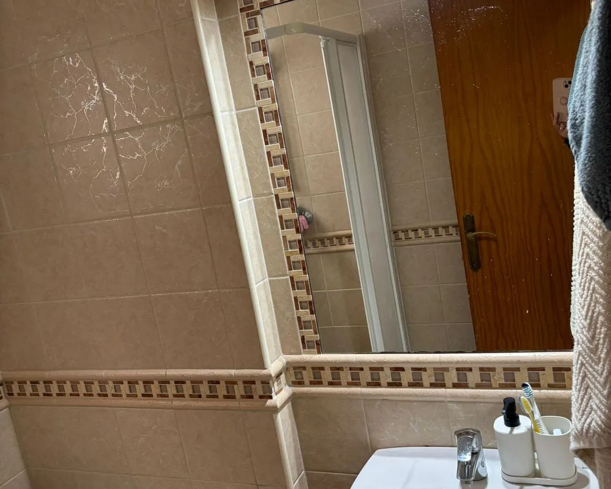 e527c7ab-d2e8-496b-aeff-4e5761b0811d